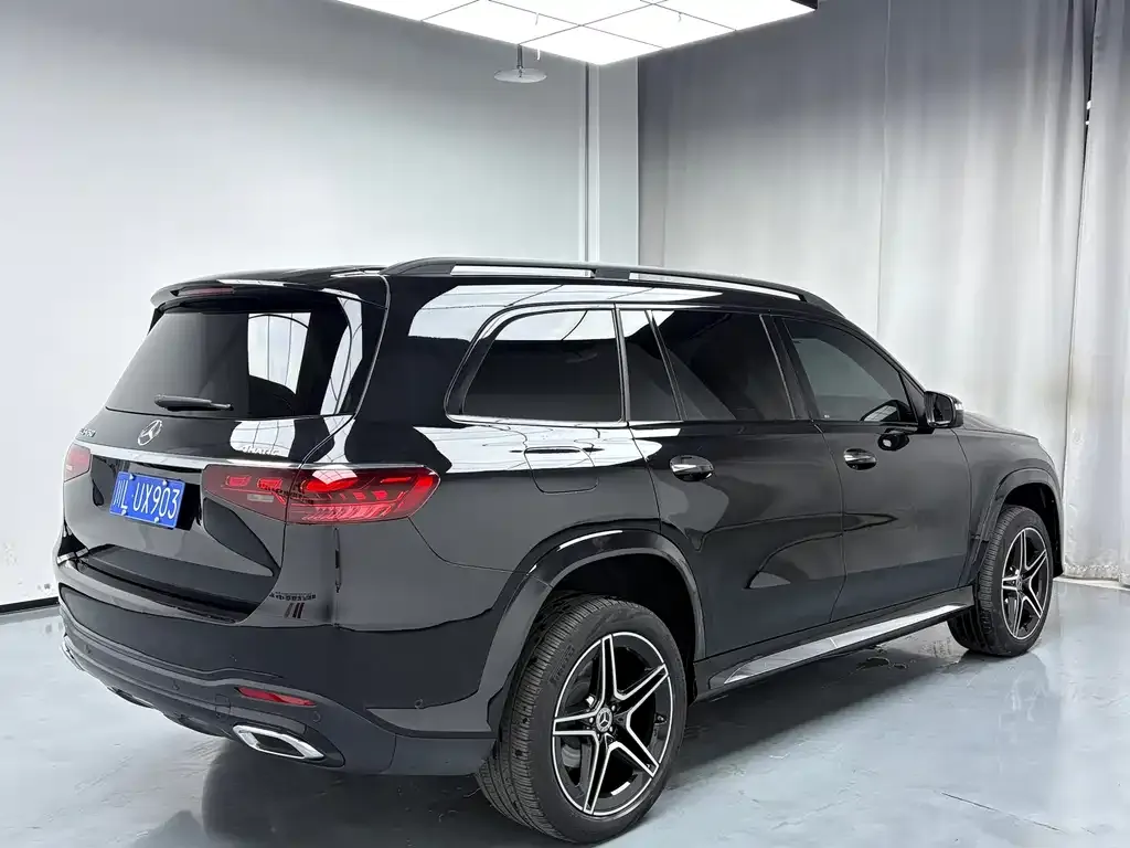 Mercedes-Benz GLS — фото 4