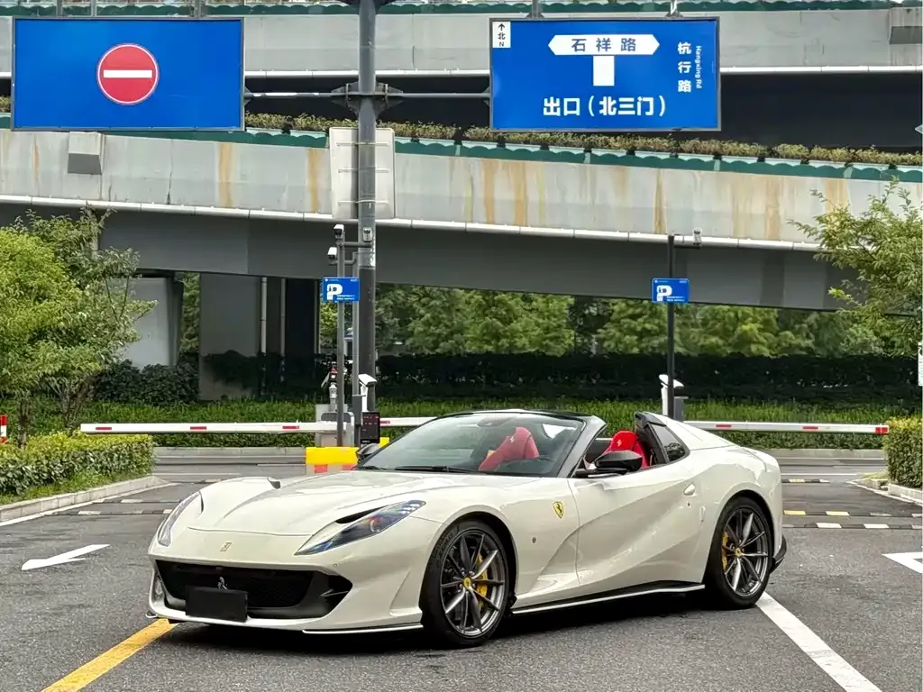 Ferrari 812 — фото 2