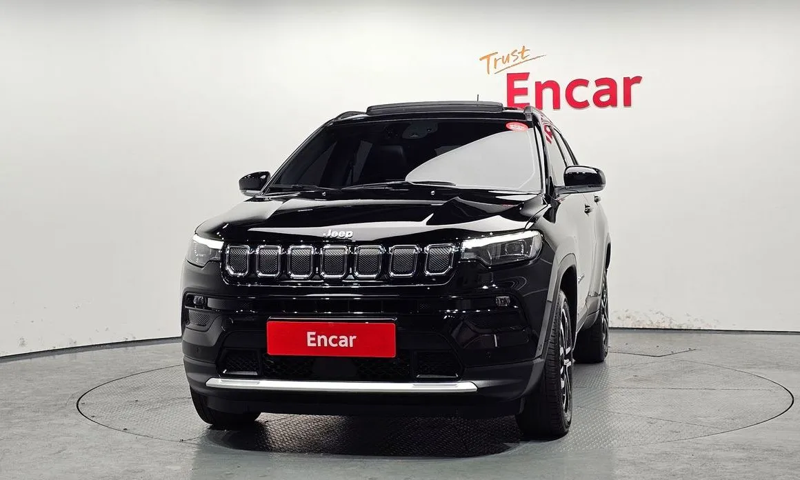 Jeep Compass — фото 8
