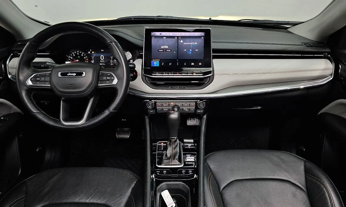 Jeep Compass — фото 3