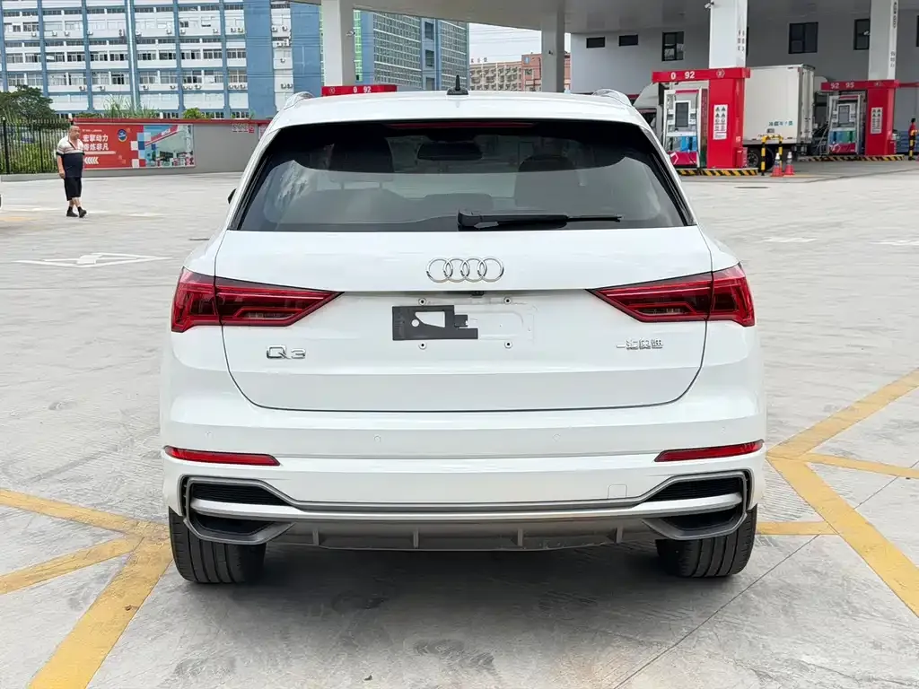 Audi Q3 — фото 5