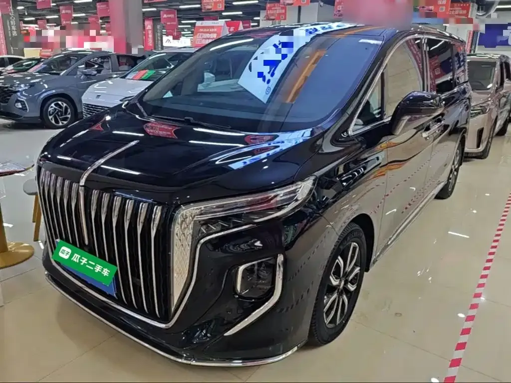 Hongqi HQ9 — фото 1