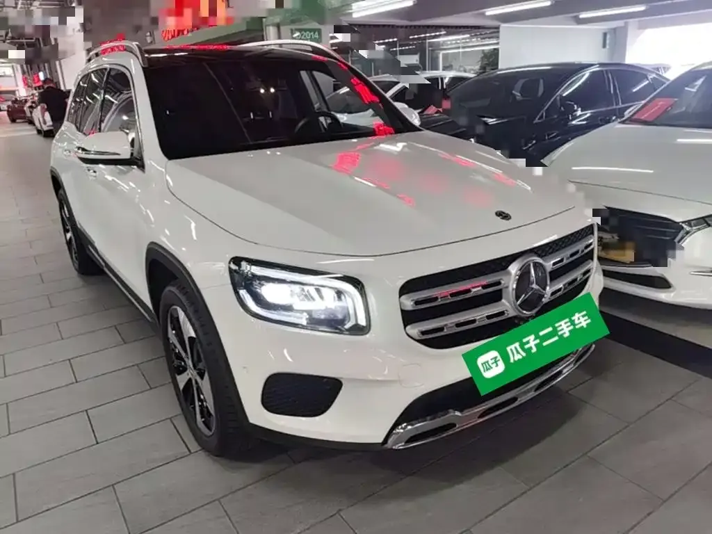 Mercedes-Benz GLB — фото 10