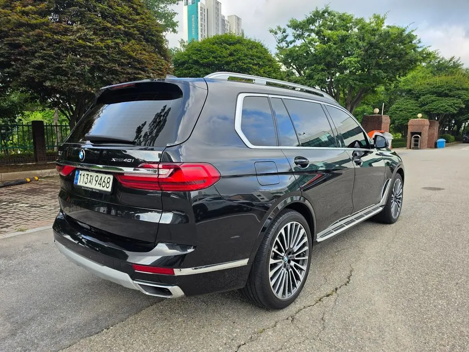 BMW X7 — фото 10