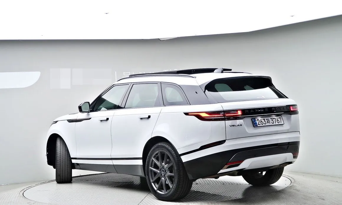 Land Rover Range Rover Velar — фото 6