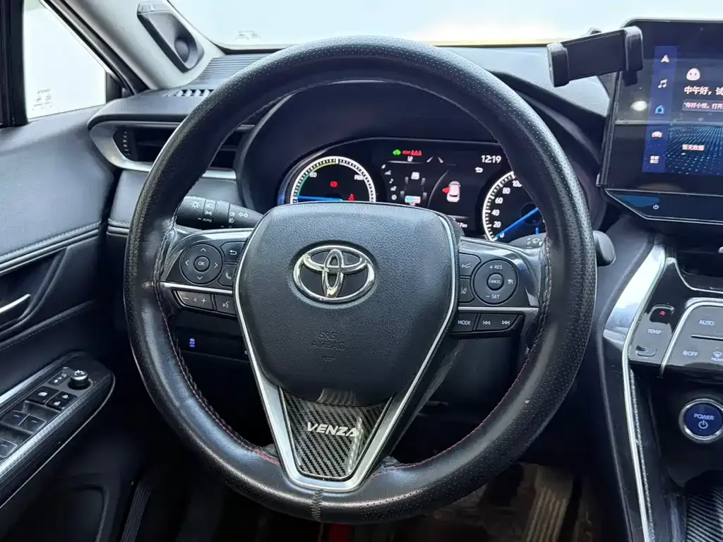 Toyota Venza — фото 5