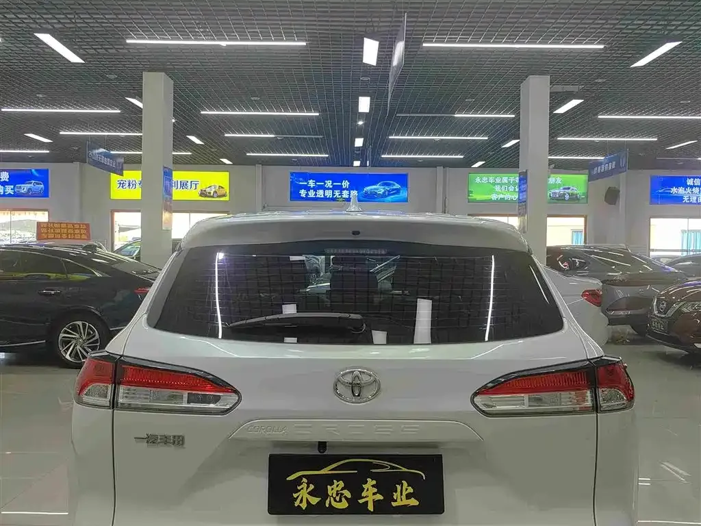 Toyota Corolla Cross — фото 3