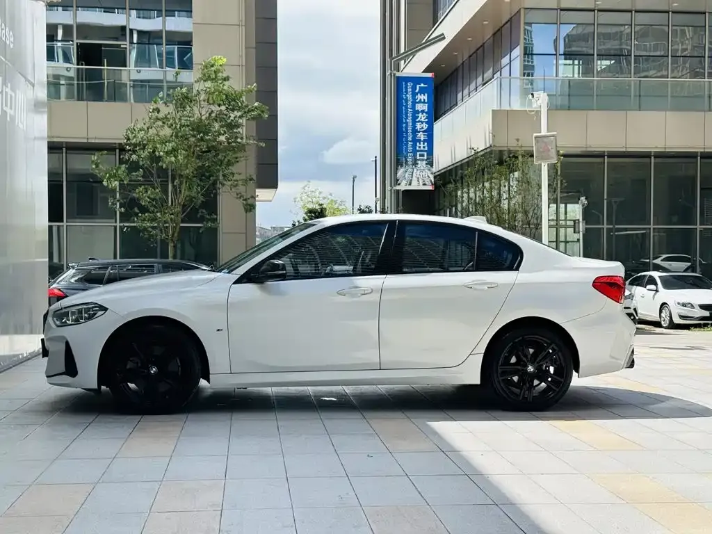 BMW 1 Series — фото 9