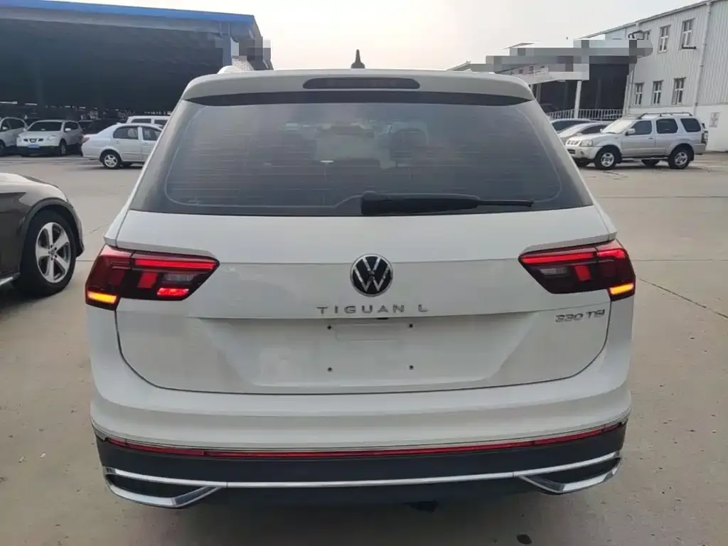 Volkswagen Tiguan L — фото 3