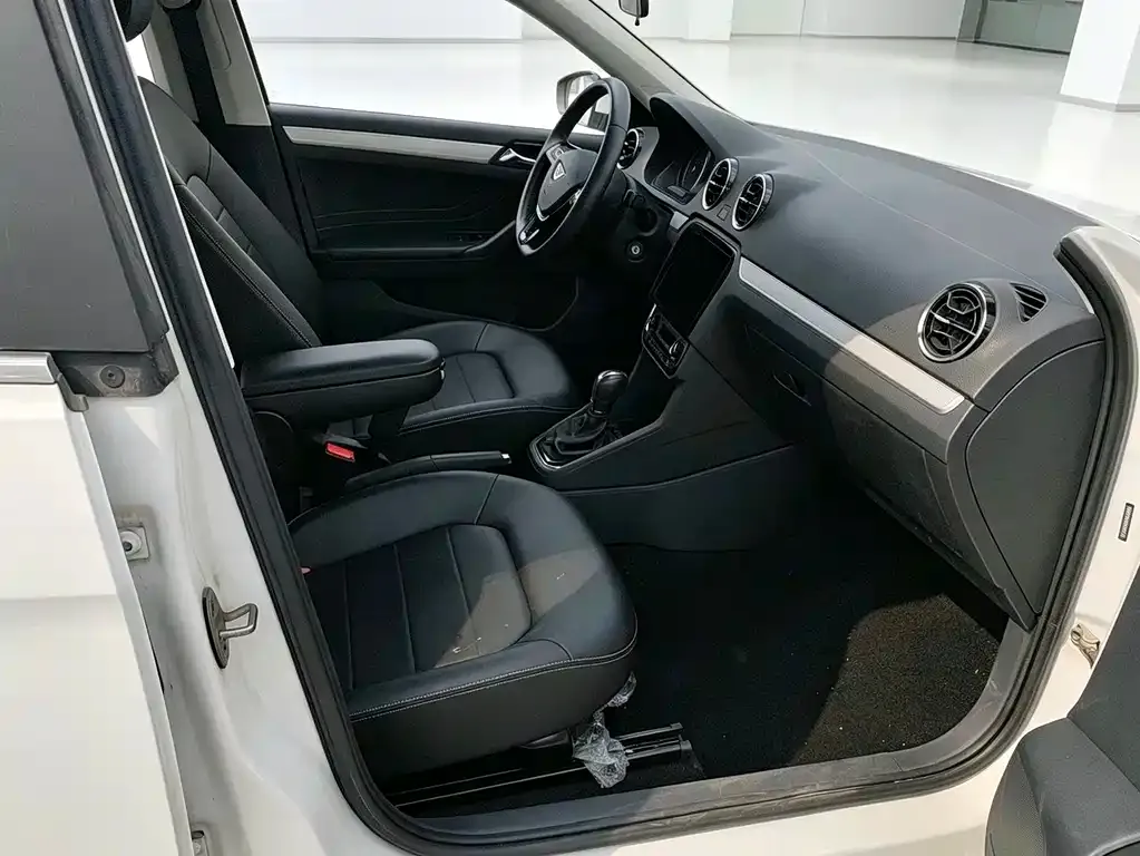 Jetta VA3 — фото 10