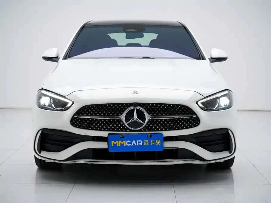 Mercedes-Benz C-Class — фото 1