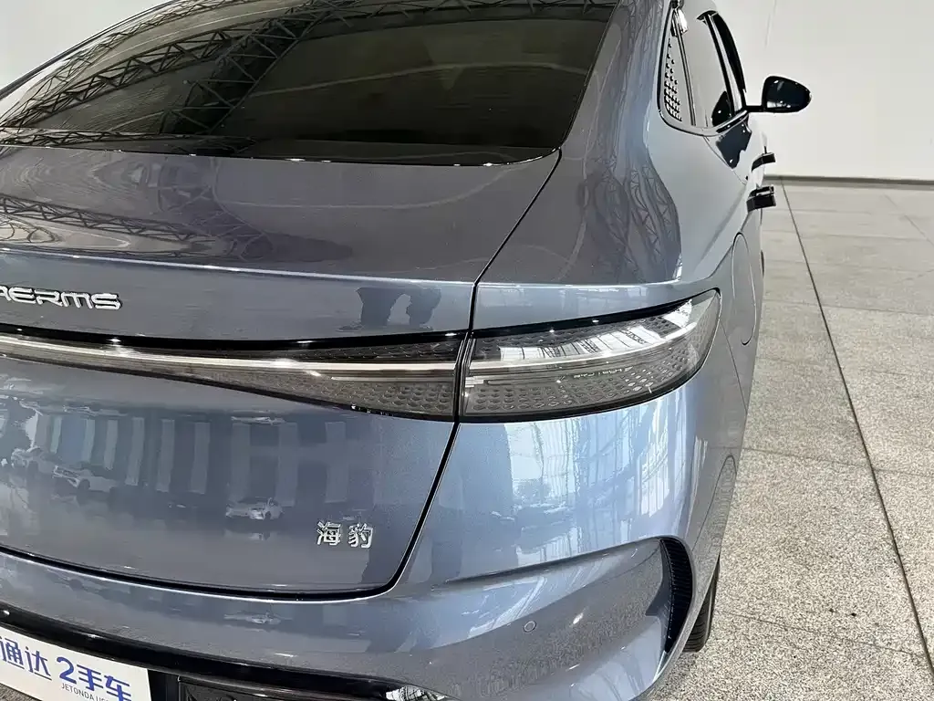 BYD Seal — фото 7