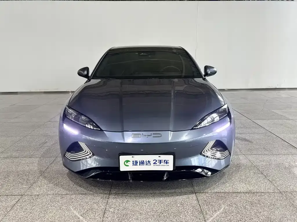 BYD Seal — фото 6