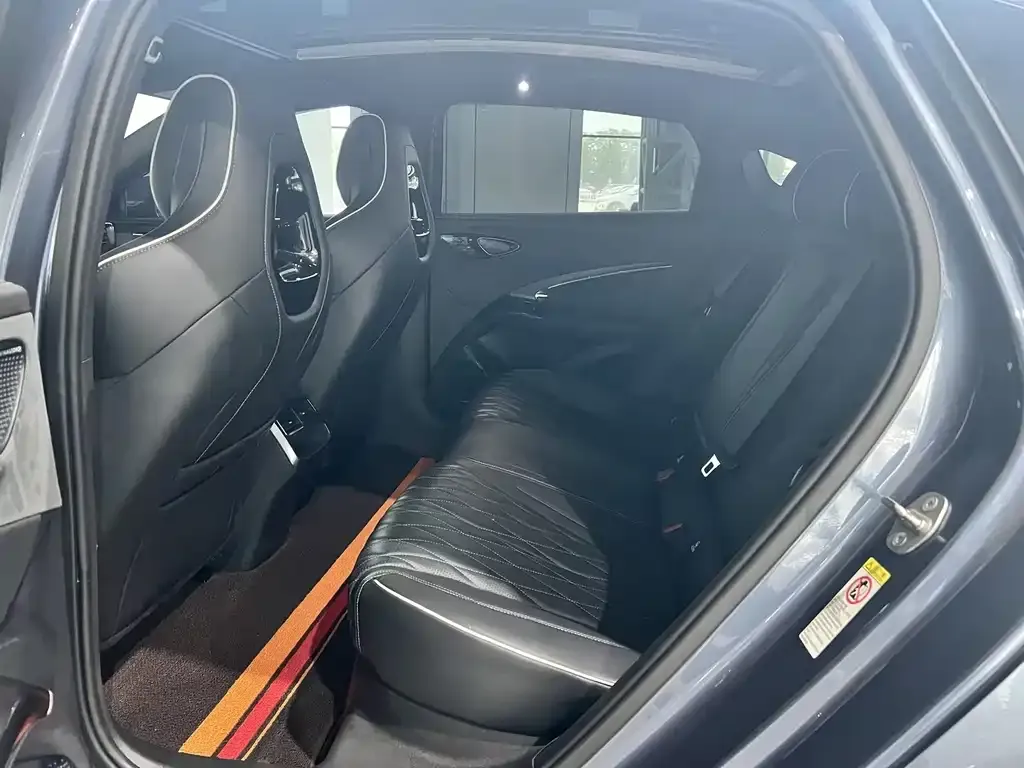 BYD Seal — фото 4