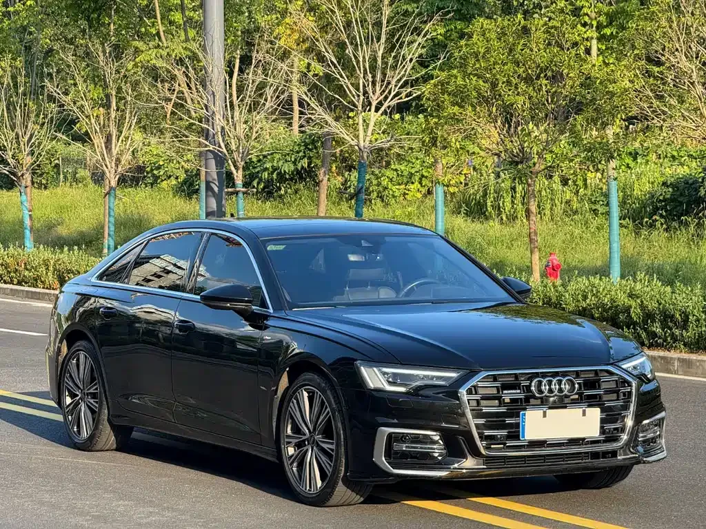 Audi A6L — фото 7