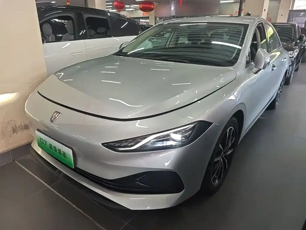 Roewe D7 — фото 3