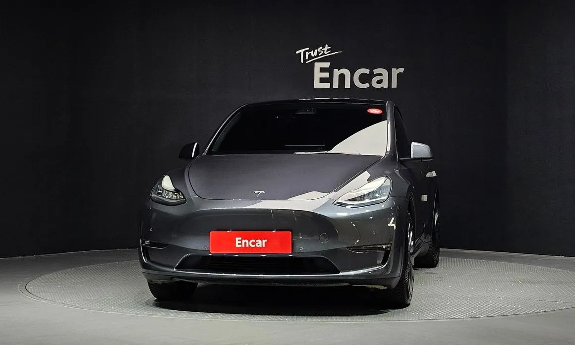 Tesla Model Y — фото 9