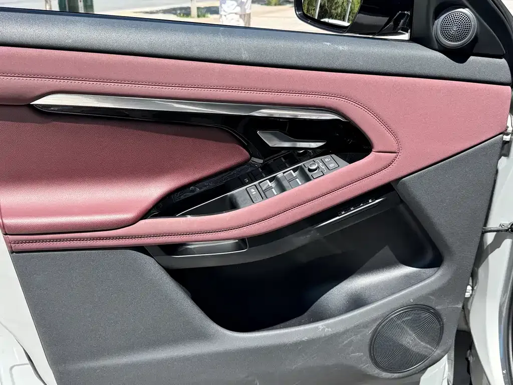 Land Rover Evoque — фото 6