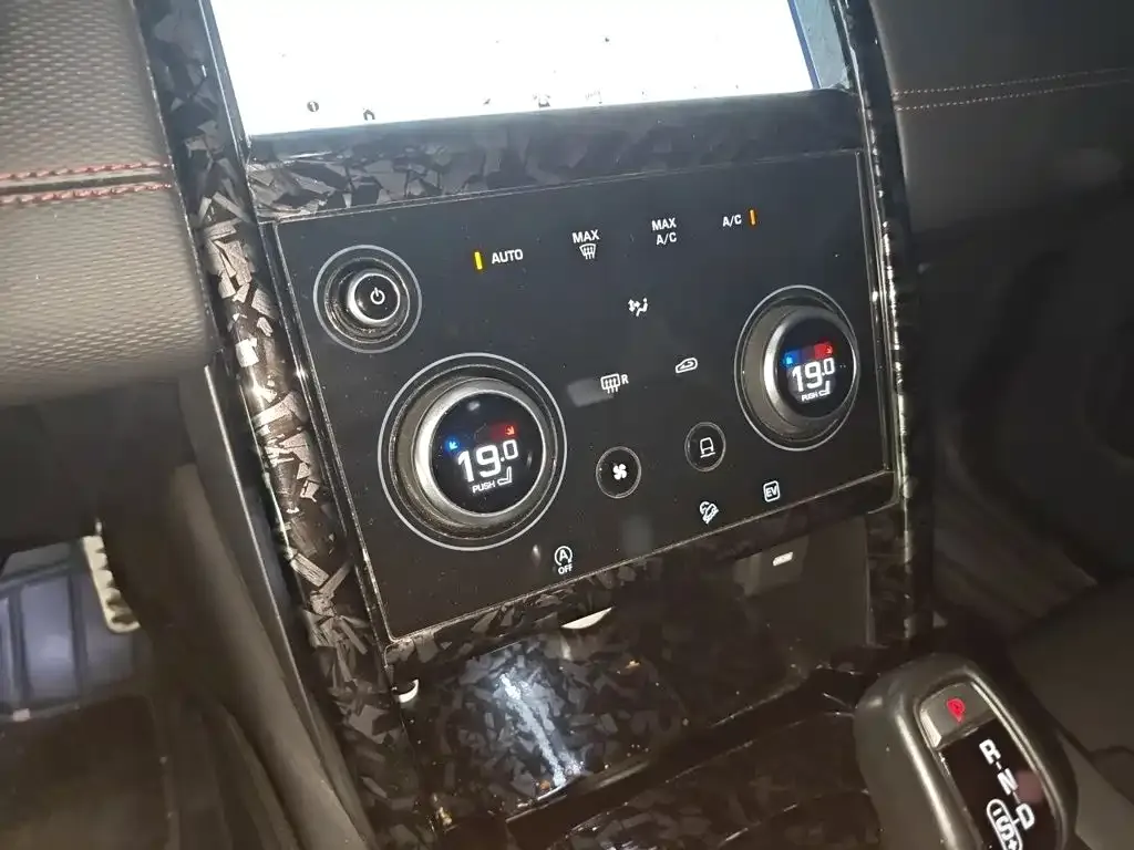 Land Rover Discovery Sport Hybrid — фото 5