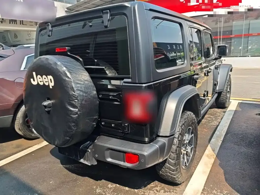 Jeep Wrangler — фото 2