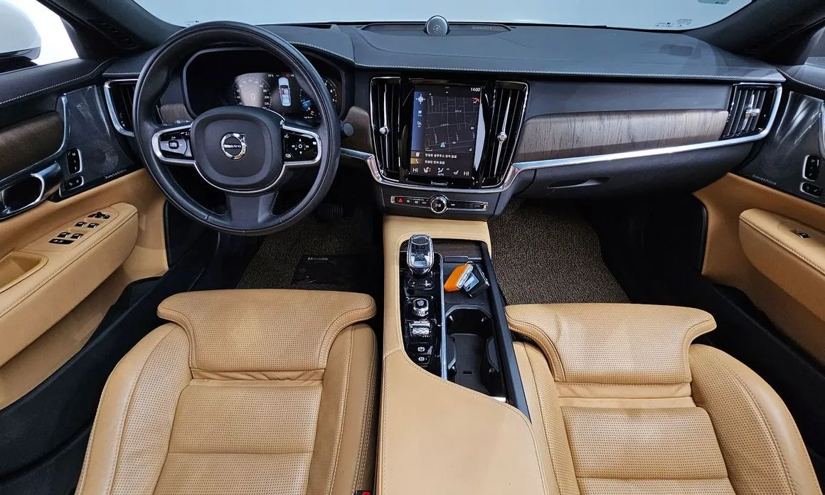 Volvo S90 — фото 9