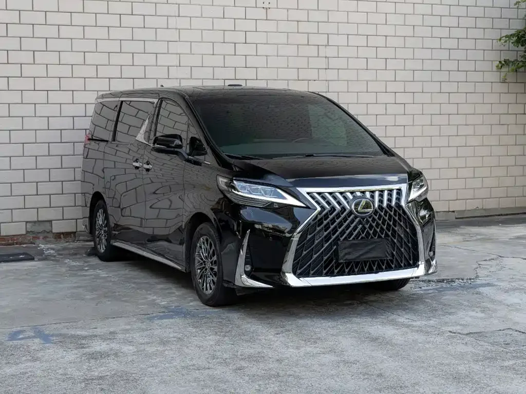 Lexus LM — фото 5