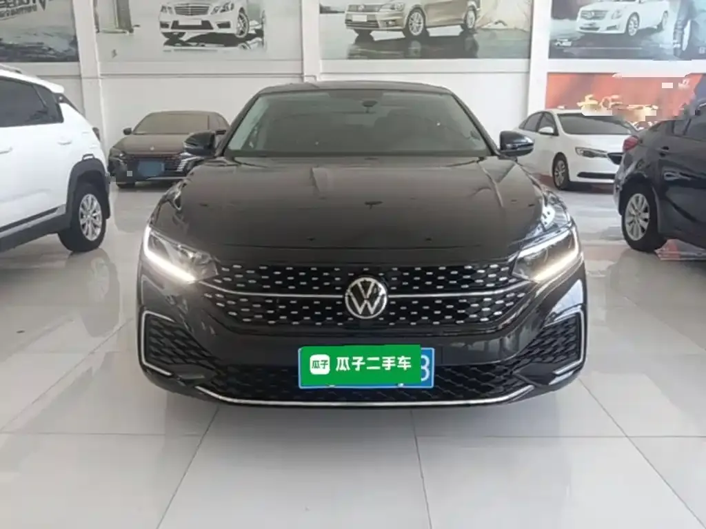 Volkswagen Passat — фото 4
