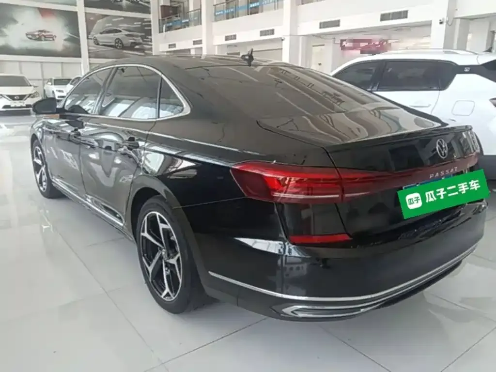 Volkswagen Passat — фото 9