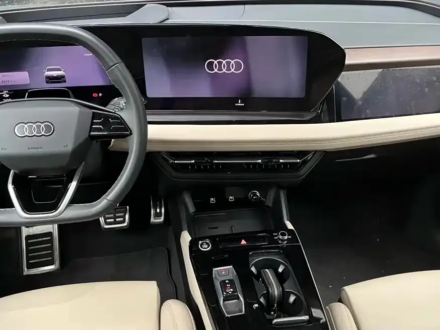 Audi Q6L e-tron — фото 3