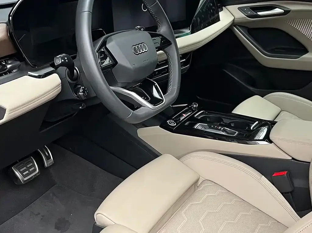 Audi Q6L e-tron — фото 4