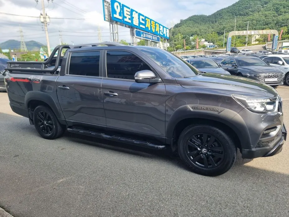 KG Mobility (Ssangyong) Rexton — фото 10