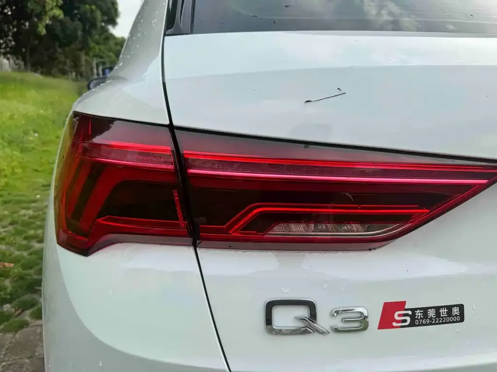 Audi Q3 — фото 3