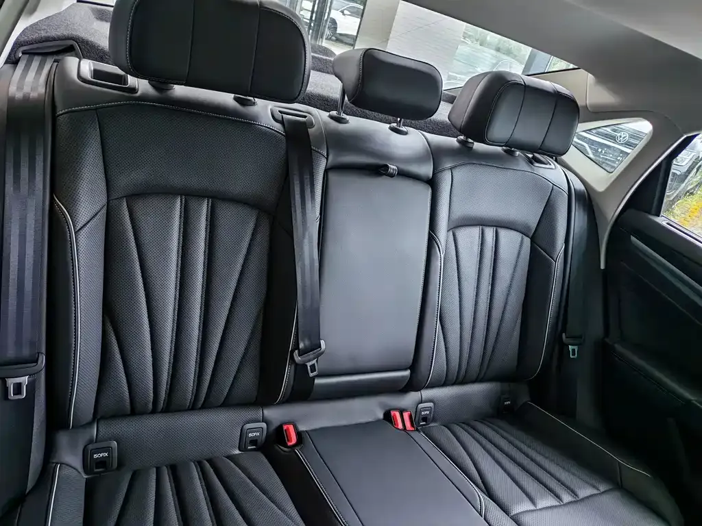 Volkswagen Passat — фото 5