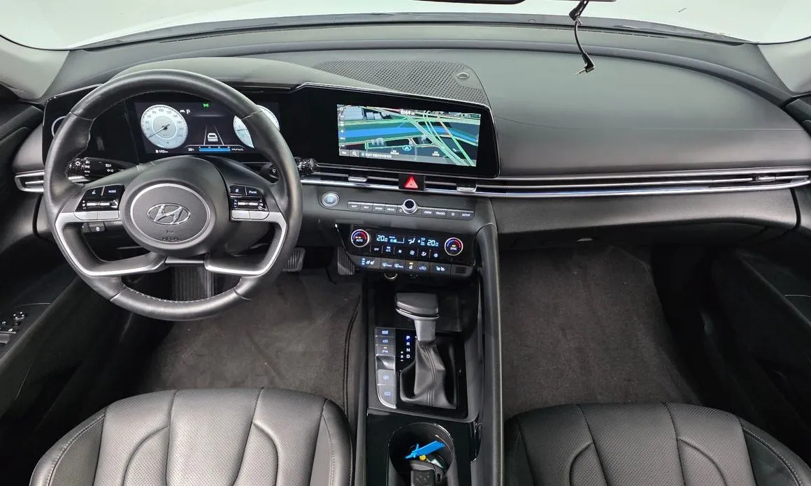 Hyundai AVANTE — фото 7