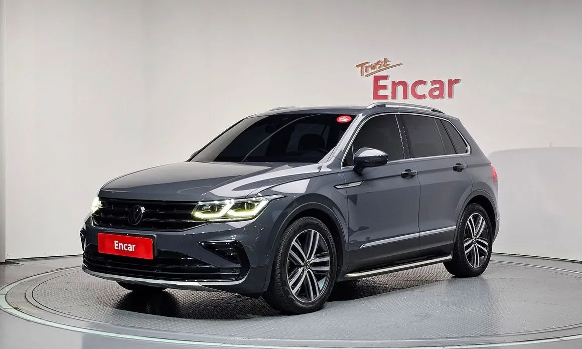 Volkswagen Tiguan — фото 1