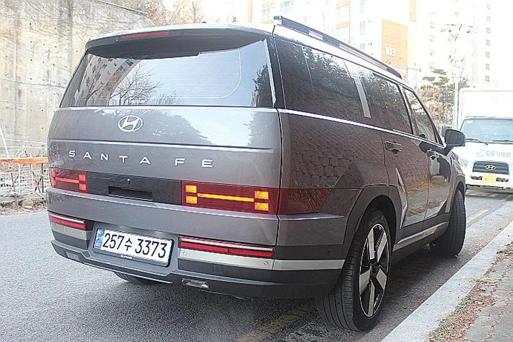 Hyundai Santafe — фото 5