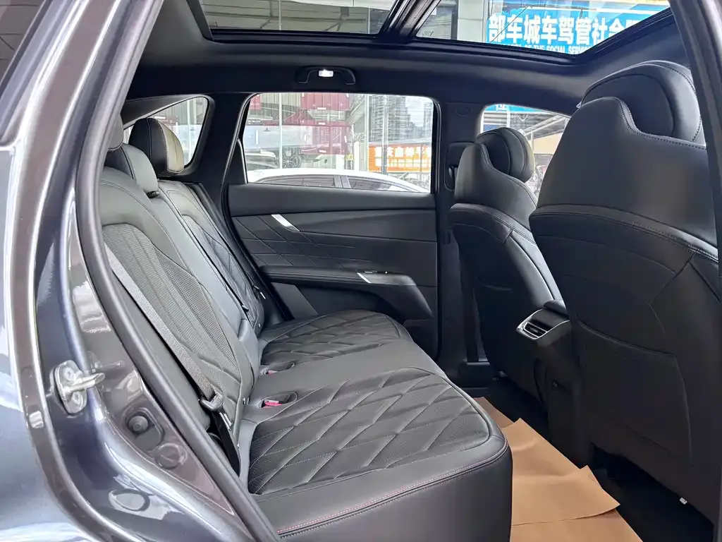 Changan CS75PLUS — фото 4