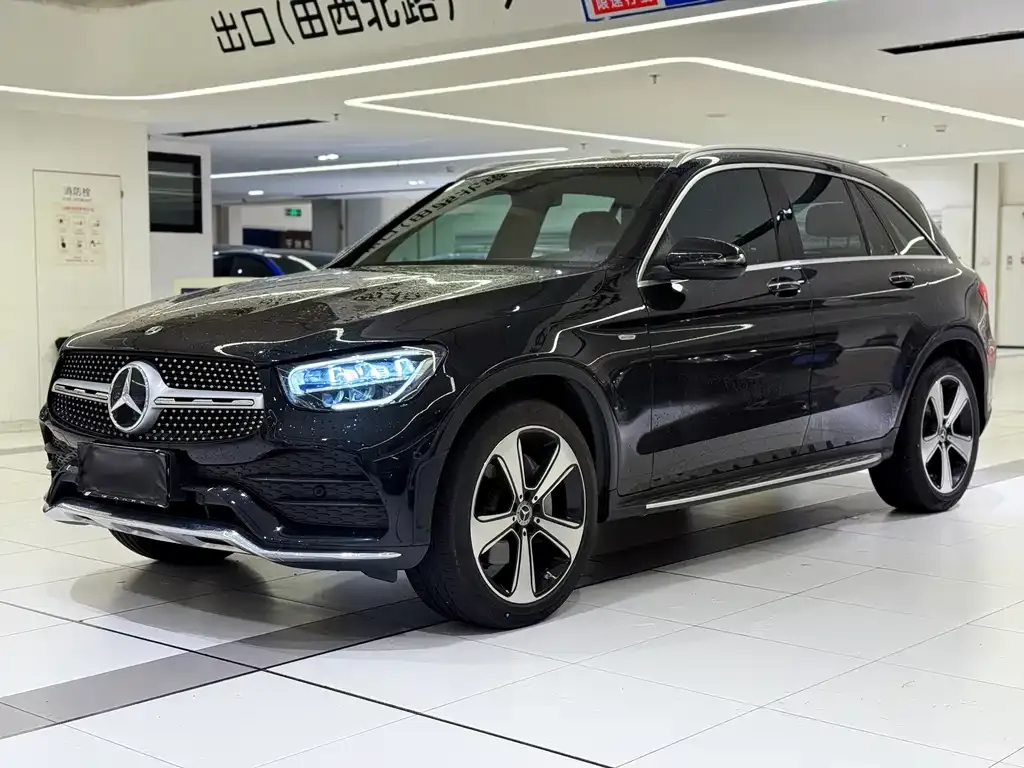 Mercedes-Benz GLC — фото 1