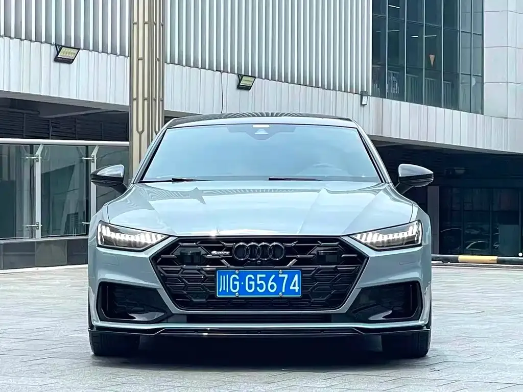 Audi A7L — фото 2