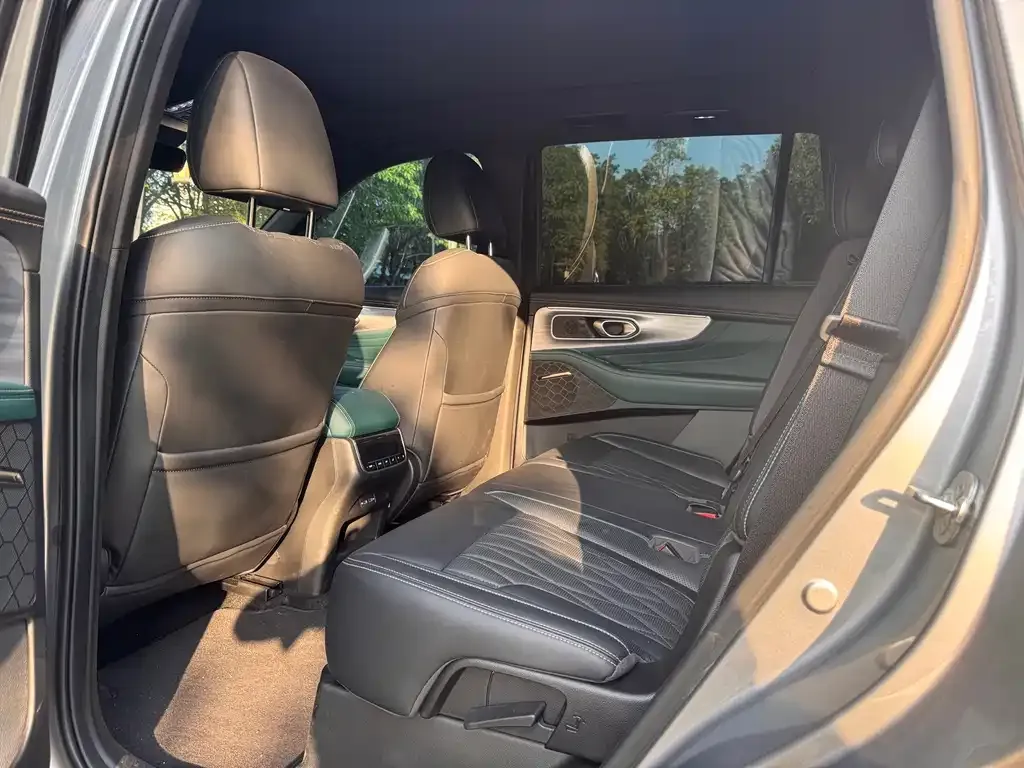 GAC Motor Trumpchi GS8 — фото 4