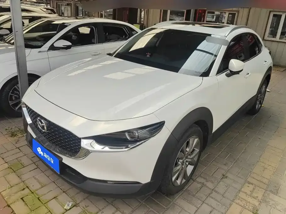 Mazda CX-30 — фото 1