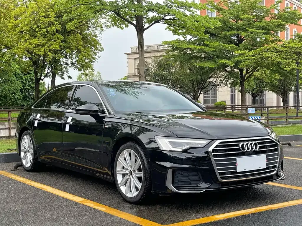 Audi A6L — фото 8