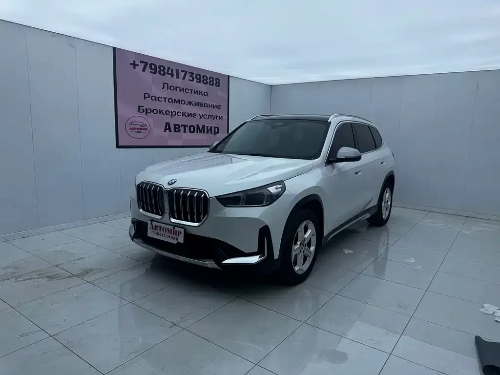 BMW X1 — фото 1