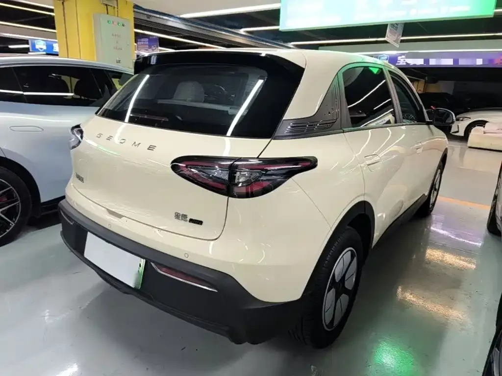 Geely Starburst — фото 10