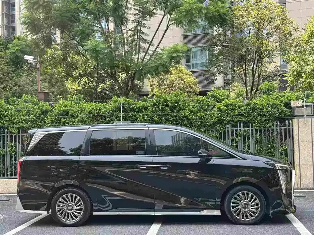 GAC Motor Trumpchi M8 — фото 10