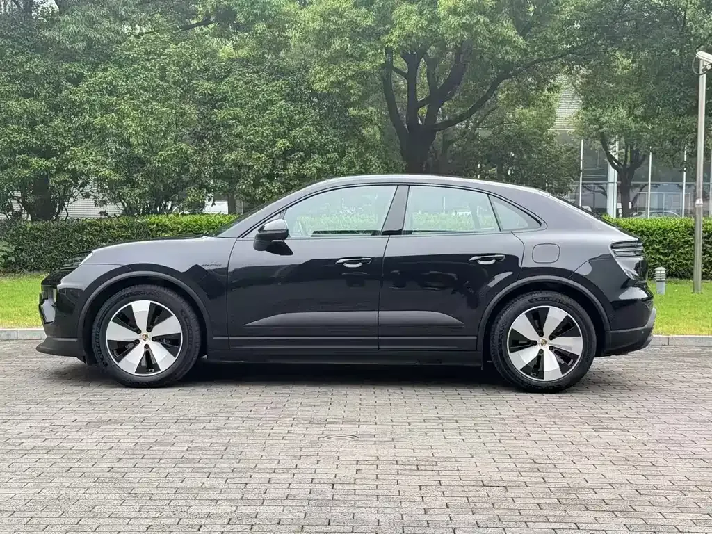 Porsche Macan EV — фото 9