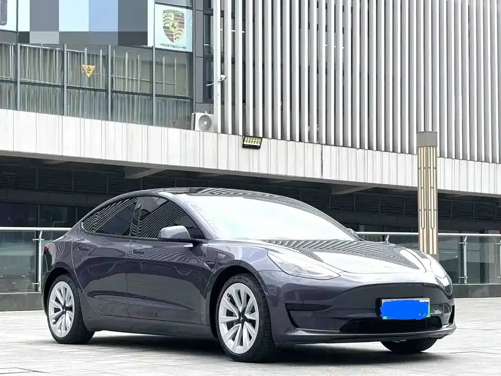 Tesla Model 3 — фото 6