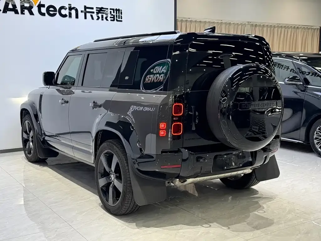 Land Rover Defender — фото 4