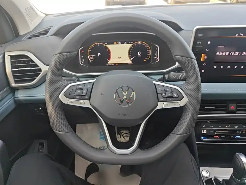 Volkswagen Tharu — фото 3