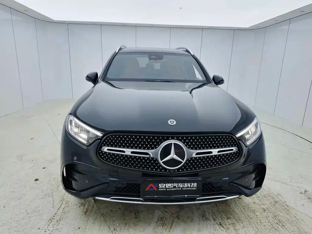 Mercedes-Benz GLC — фото 1